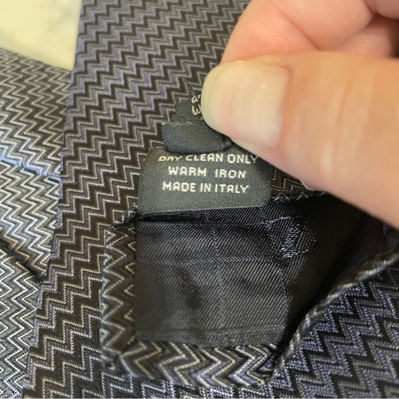 Z Zegna Black and Gray Zigzag Tie - Picture 7 of 7